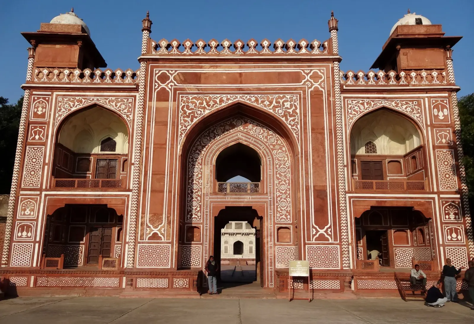 Agra / "Mini Taj"
